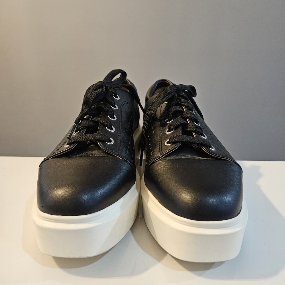 Linea Paolo Black Perforated Womens Lace-Up Platform Sneakers Size 9M - Picture 5 of 14